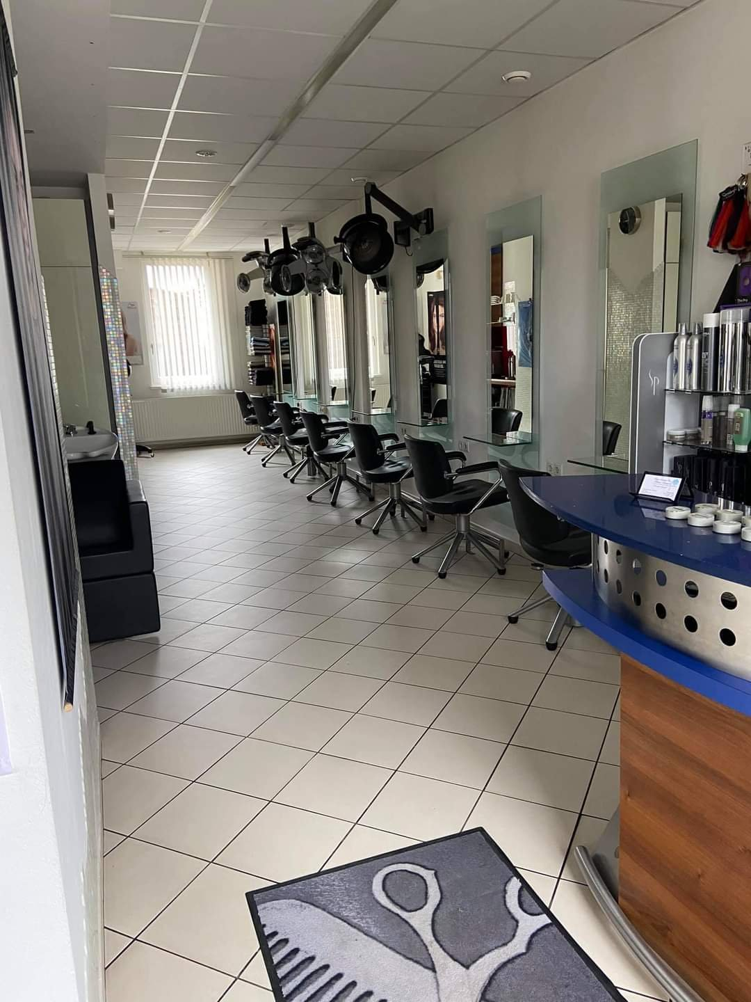 Hairstyle by Nadine Salon Hairstyle by Nadine