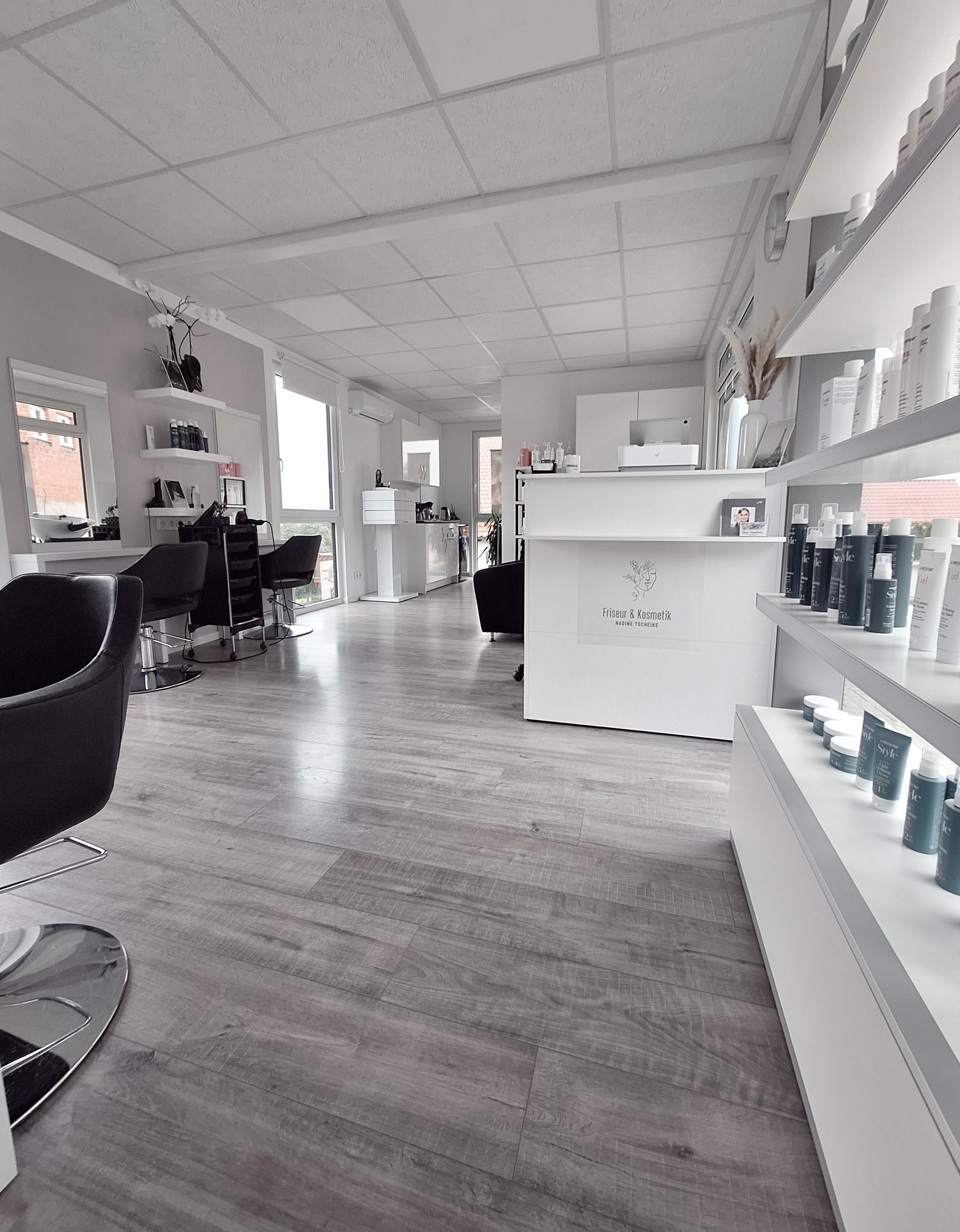 Friseur & Kosmetik Nadine Tscheike
